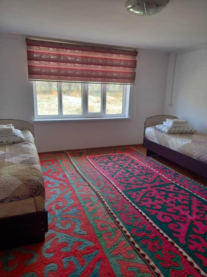 Guest House Shirin Barskoon Екстериор снимка
