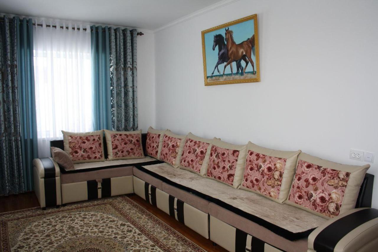 Guest House Shirin Barskoon Екстериор снимка